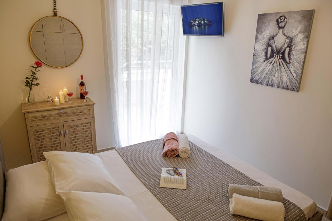 Savvas Apartment Tolo Luaran gambar