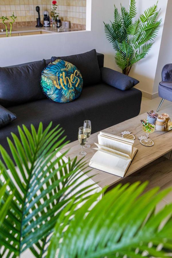 Savvas Apartment Tolo Luaran gambar