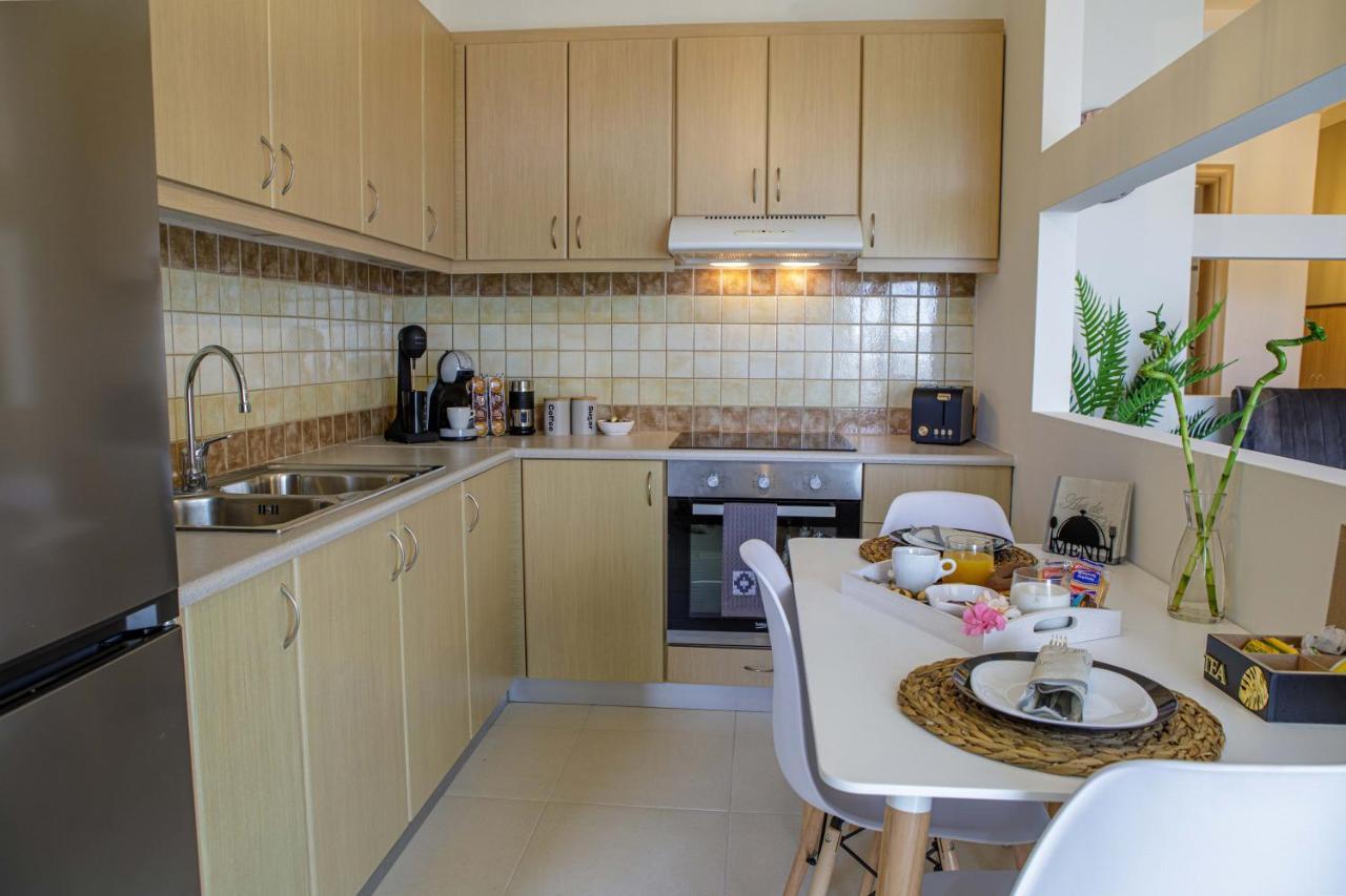 Savvas Apartment Tolo Luaran gambar